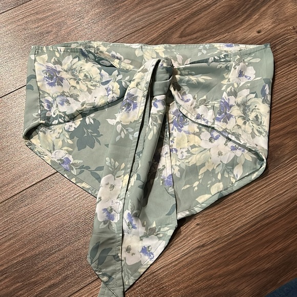 Abercrombie scarf top - Picture 4 of 5